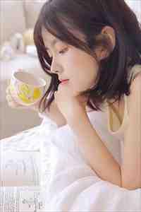 方依依的孩子生了吗