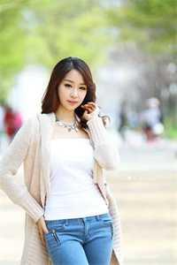 女主叫裴穗的