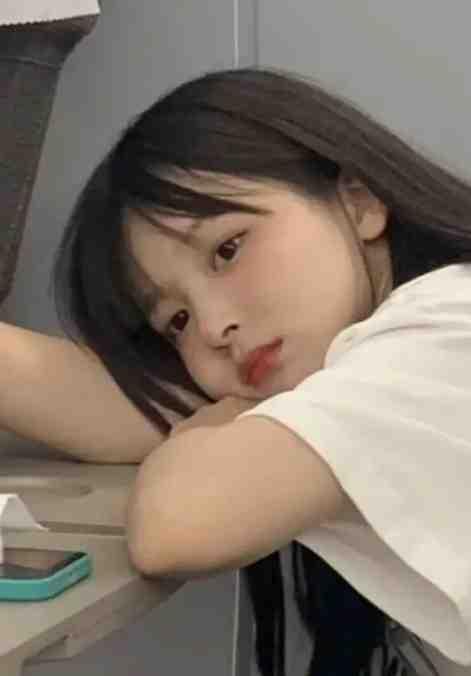 歌曲林间的小路原唱